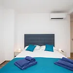 Modern Rosarol By Istrabook Villa *