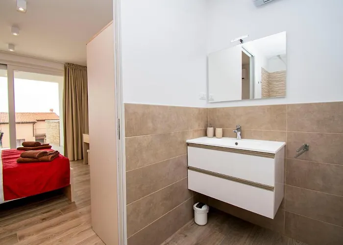 Beautiful Rosarol Ližnjan