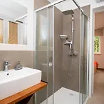 ヴィラ Modern Rosarol By Istrabook *